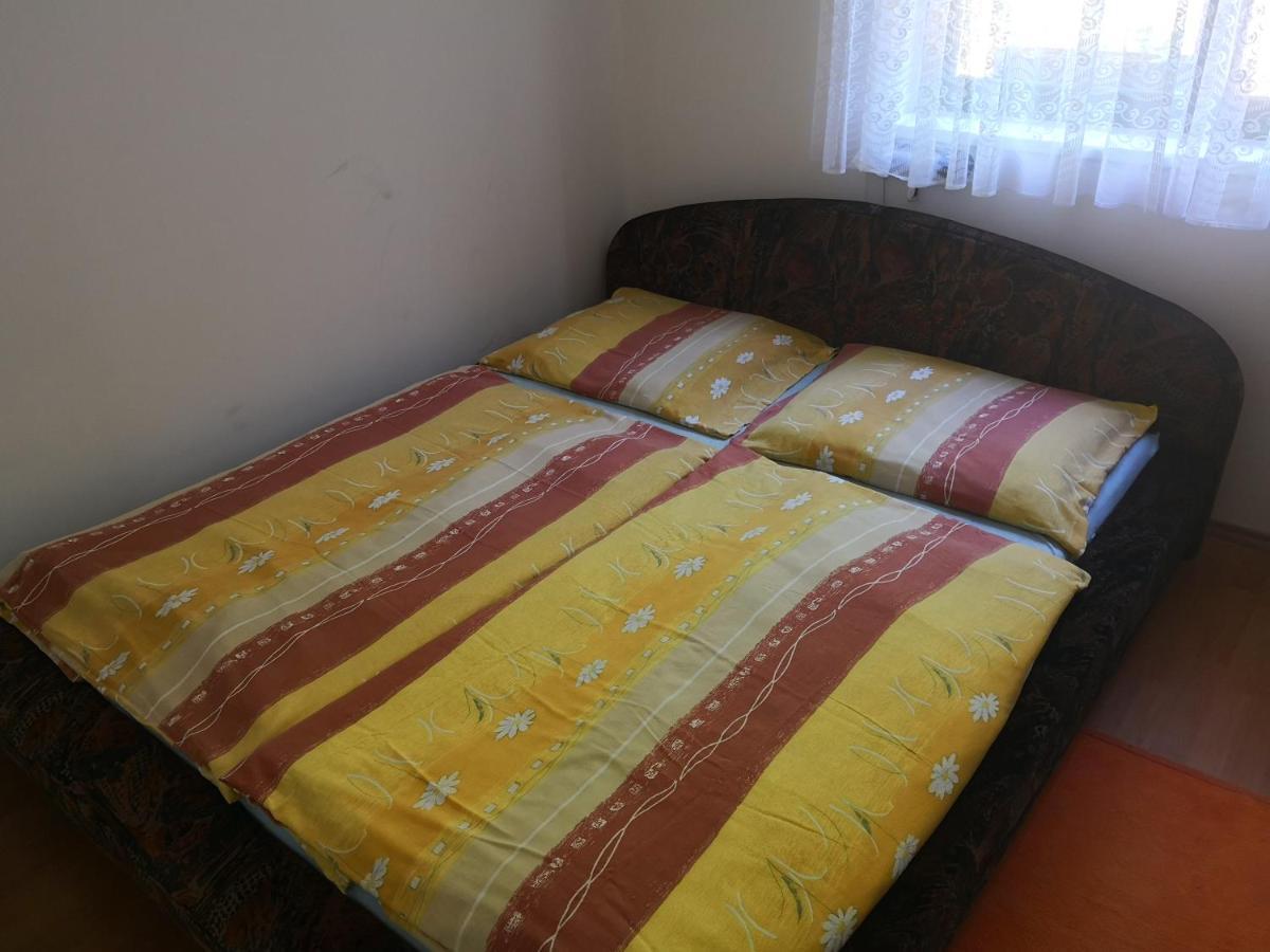Ubytovani U Machova Jezera - Apartmany - Ludmila Grulisova Doksy  Eksteriør billede