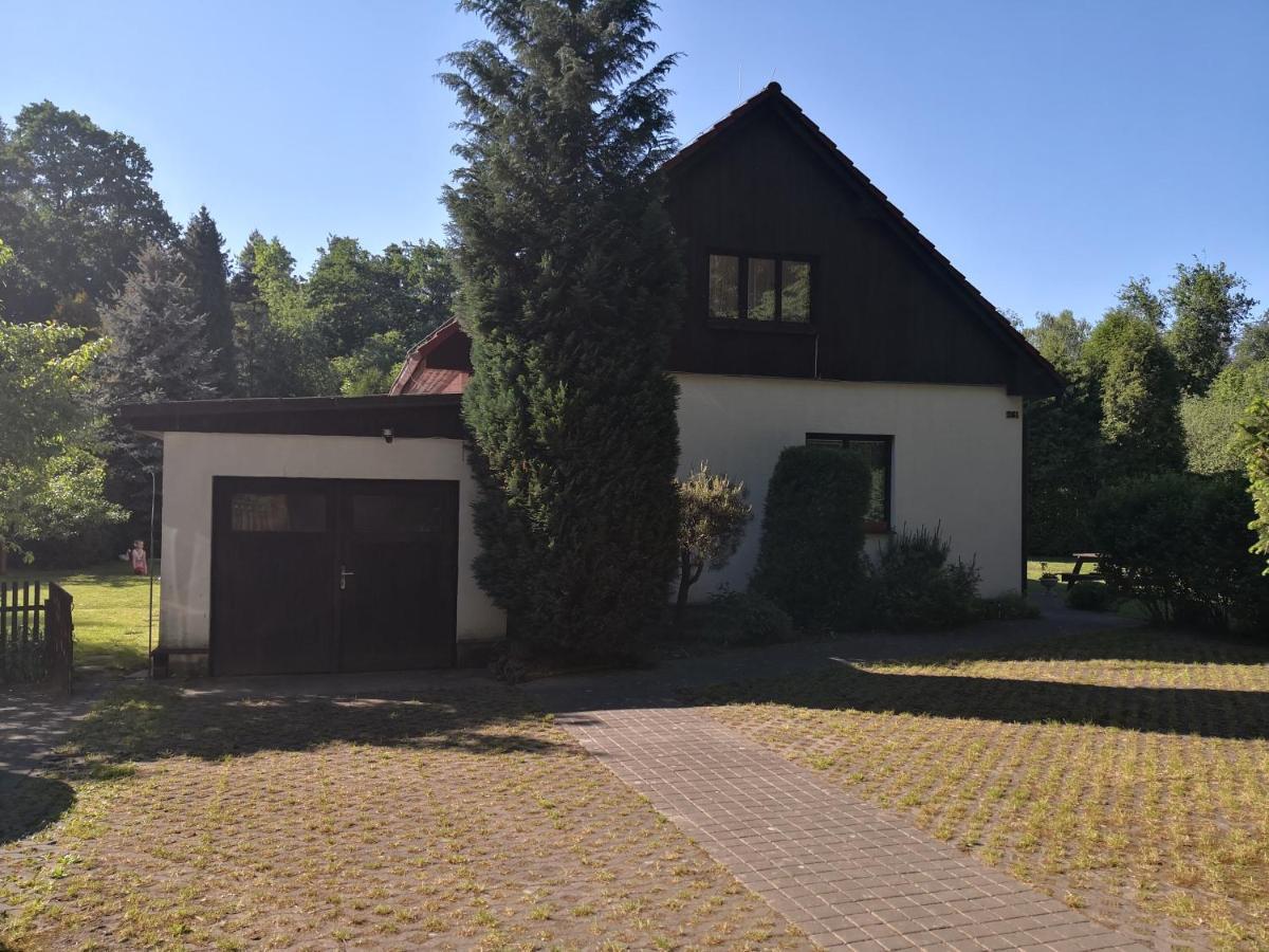 Ubytovani U Machova Jezera - Apartmany - Ludmila Grulisova Doksy  Eksteriør billede